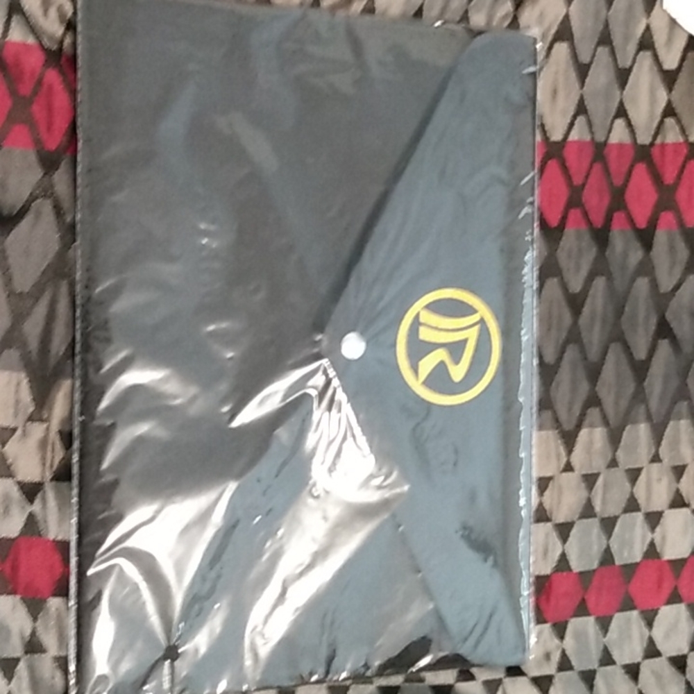 Folder - Picture 2 of 2